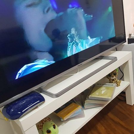 Small Bedroom Vomero'S 那不勒斯 外观 照片