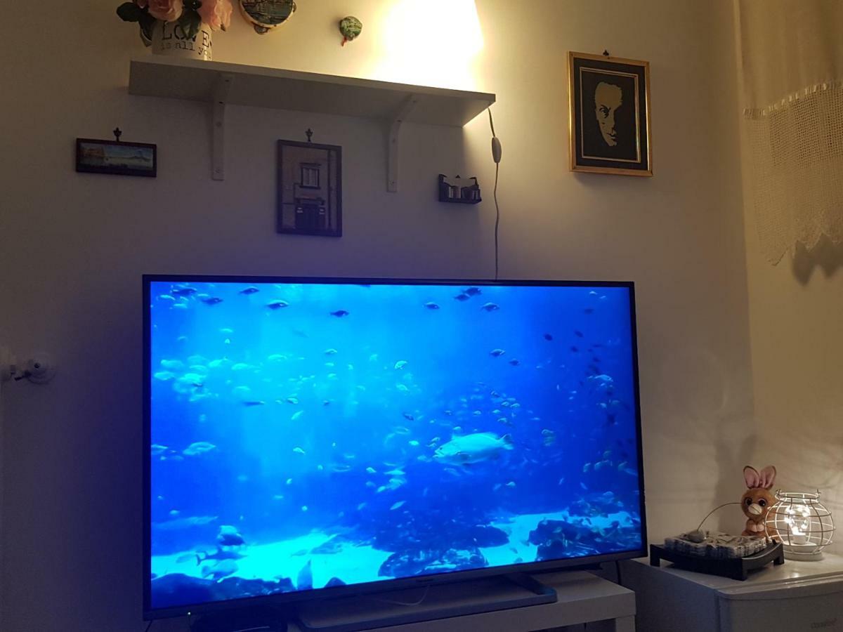Small Bedroom Vomero'S 那不勒斯 外观 照片