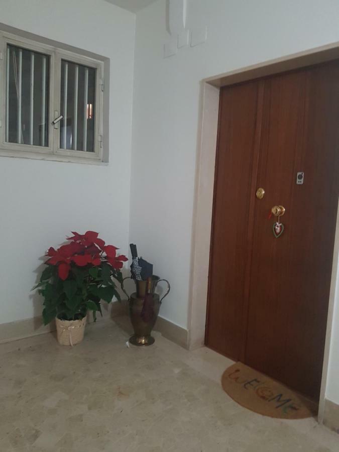 Small Bedroom Vomero'S 那不勒斯 外观 照片